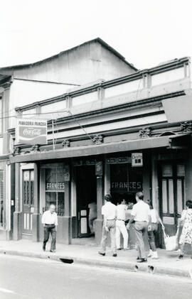Fotografía del local de la Panadería Francesa en avenida central, calle 8-10 San José