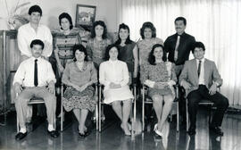 Fotografía de los becarios de la Organización de Estados Americanos al 1er. curso de Archivística...