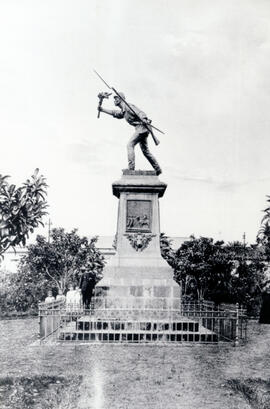 Fotografía del Monumento a Juan Santamaría, héroe Nacional de la Campaña de 1856 Alajuela