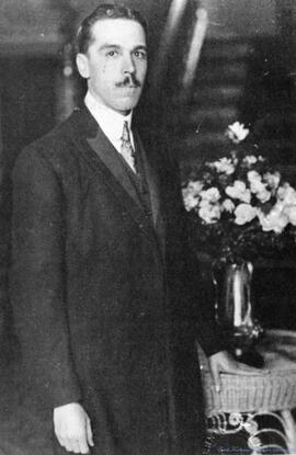 Fotografía de Alfredo González Flores, Presidente de Costa Rica de 1914 a 1917, fue derrocado por...
