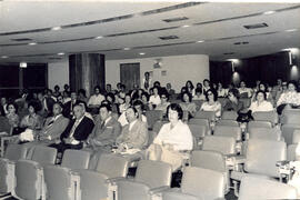 Fotografía de participantes al seminario Archivístico. Llevado a cabo en el auditorio del Institu...