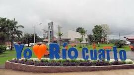 Fotografía del letrero Yo amo Río Cuarto,  Alajuela, Costa Rica