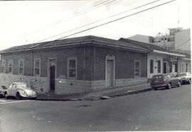 Fotografía de una casa de habitación. Situada en avenida 9, calle central. San José