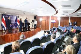 Fotografías de la ministra de Economía, Industria y Comercio MEIC, a.i., Patricia Rojas Morales e...