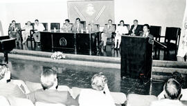 Fotografías con imágenes del acto de celebración del XL Aniversario de la Universidad de Costa Ri...