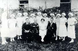 Fotografía del personal parte del Hospital Max Peralta Cartago