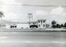 Fotografías del edificio del Museo de Arte Costarricense, situado en La Sabana. Toma frontal. San...