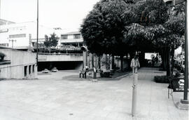 Fotografías con imágenes de la Plaza de la Cultura de sur a norte, de este a oeste. Se observan e...