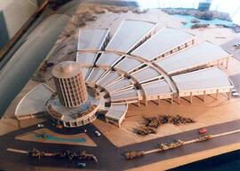 Fotografía de la maqueta proyecto para edificio del Archivo Nacional . Realizada por el cuerpo té...