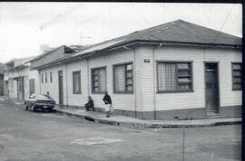 Fotografía de una casa de habitación. Situada en avenida 12, calle 3. San José