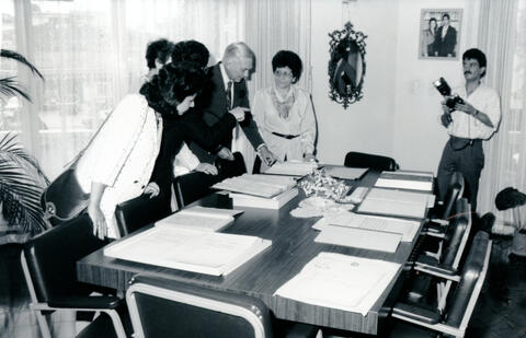 Open original Document numérique