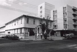 Fotografía con la imagen de la Clínica Bíblica, calle 1 avenida 14. San José