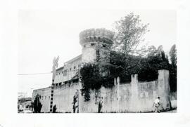 Fotografías del edificio del Museo Nacional , vistras norte y sur, situado en calle 17 avenida ce...