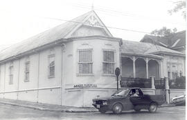 Fotografía de casa de habitación esquinera, situada en avenidas 7, calle 3 , San José