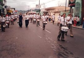 Fotografía del desfile con motivo de la celebración de la Independencia realizado en Cartago Cent...