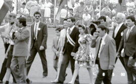 Fotografías con imágenes del Dr. Oscar Arias Sánchez, Presidente saliente de la República, con fa...