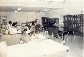 Fotografía con la imagen del Centro de Documentación y Bibliografía de la Biblioteca Nacional . S...