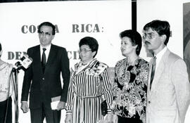 Fotografías del acto de inauguración de la exposición de documentos titulada Costa Rica Democraci...