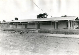 Fotografías del edificio de la Escuela Betania en Montes de Oca. Ampliación de 8 aulas prefabrica...