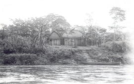 Fotografía del puesto de la Guardia Sandinista en el río San Juan. Nicaragua