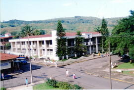 Fotografía del edificio Municipal del Cantón de San Carlos y sus alrededores Alajuela
