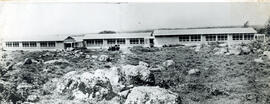 Fotografía del edificio de la Escuela de los Àngeles. Cartago
