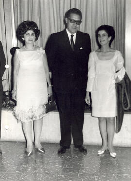 Fotografías de los representantes diplomáticos y visitantes de la Embajada de Costa Rica. Repúbli...