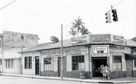 Fotografías de la soda-bar Santa Lucía, en avenida 8, calle 16, esquina Suroeste San José