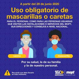 Afiche con información sobre uso obligatorio de mascarilla o careta para trámites en las oficinas...