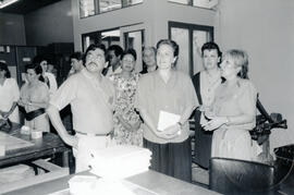 Fotografías de la visita realizada al Departamento de Conservación por los participantes del Semi...