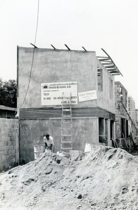 Fotografías de una residencia en construcción en Paso Ancho. Anteriomente existío otra que fue de...