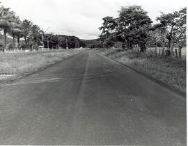 Fotografía de la carretera a Puntarenas, tramo de Barranca a La Atunera. Puntarenas