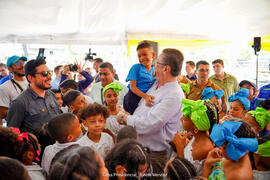 Fotografías del inicio de obras de la Escuela Barrio Limoncito.