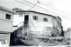 Fotografía de una casa de habitación. Situada en avenida 11, calles 7 y 9, acera sur San José