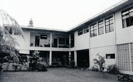 Fotografía del edificio de la Municipalidad de San Carlos. Vistas del patio interior, tomadas de ...
