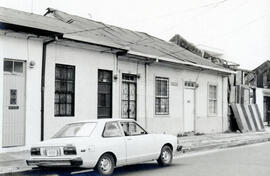 Fotografías de varias residencias y negocios ubicados en avenida 8, calles 16-18, acera Sur San José