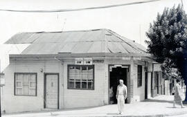 Fotografía de un local comercial ubicado en avenida 10, calle 18, esquina noreste San José