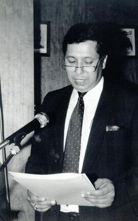 Fotografía del Rodolfo Ledezma Pacheco en la inauguración de la exposición documental Registro Ci...