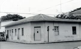 Fotografía de una casa en Liberia construida con bahareque y situada en Liberia. Es la casa pater...