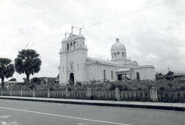 Fotografía frontal de la Iglesia de Curridabat. San José
