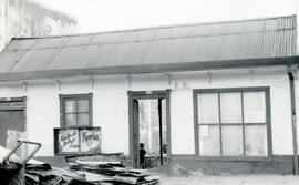 Fotografía de una casa de habitación por demolerse en calle 7, avenida 8-10, acera oeste San José