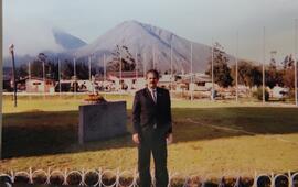 Fotografía de Jorge Sauma Aguilar, gerente general de la Corporación Bananera Nacional, en un viaje