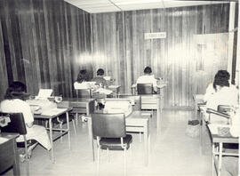 Fotografía con la imagen de la sala de mecanografía de la biblioteca Carlos Monge Alfaro de la Un...