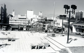 Fotografías con imágenes de la Plaza de la Democracia, situada en avenidas central y 2, calle 15,...