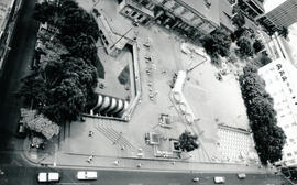 Fotografías con imágenes de la Plaza de la Cultura. Se aprecia la avenida central y calle 5, el e...