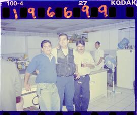 196699