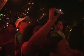 Video del reportaje titulado Festival Navideño Nandayure 2013. Contiene tomas aéreas de la ilumin...
