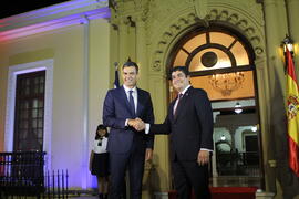 Fotografía del presidente de la República de Costa Rica Carlos Alvarado Quesada, quien recibe en ...