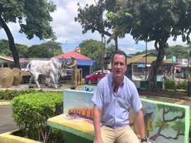 Video del reportaje titulado Parque de Abangares es un claro ejemplo de urbanismo táctico.  El ur...